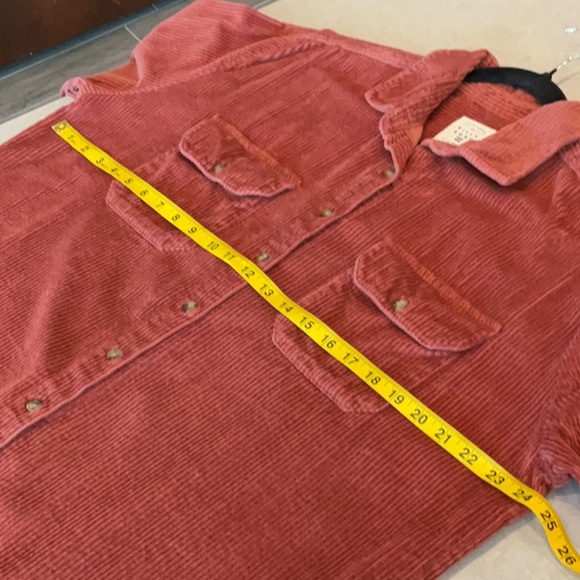 Billabong Top - Picture 11 of 14